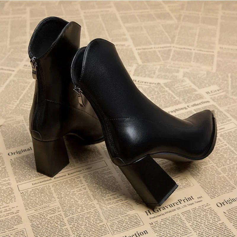 Sierra Chrome Tip Chelsea Boots